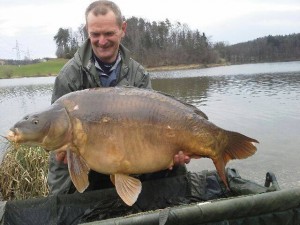 23kg-smartinsko-jezero-carp-fishing-2015