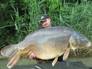 Krap iz Šmartinskega jezera je tehtal več kot 30 kg!